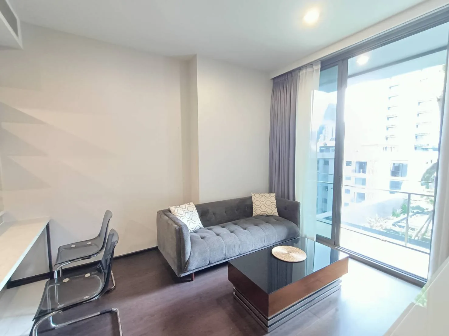 Laviq Sukhumvit 57 — photo 2