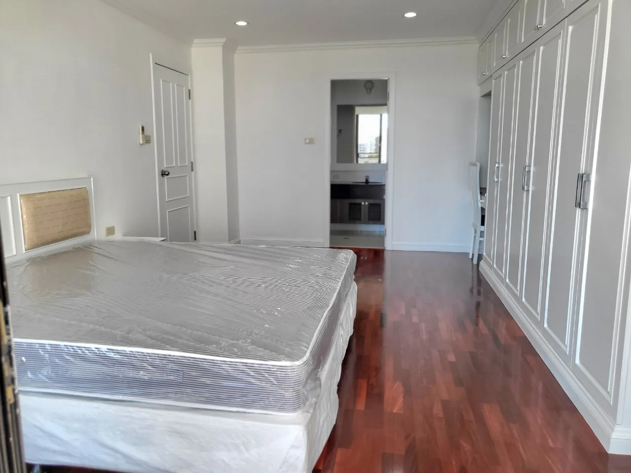 Acadamia Grand Tower — photo 4