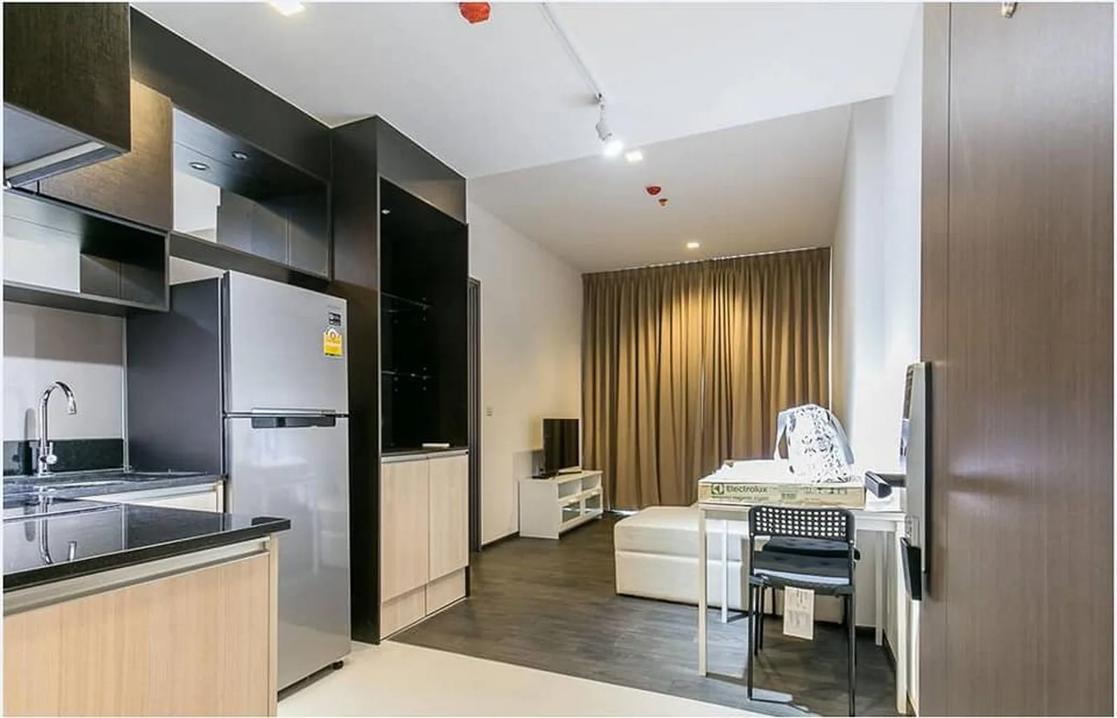 Edge Sukhumvit 23 — photo 2