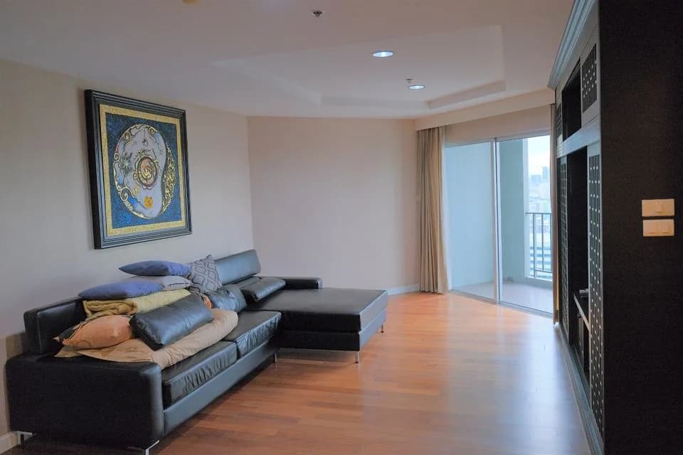 Belle Grand Rama 9 — photo 1