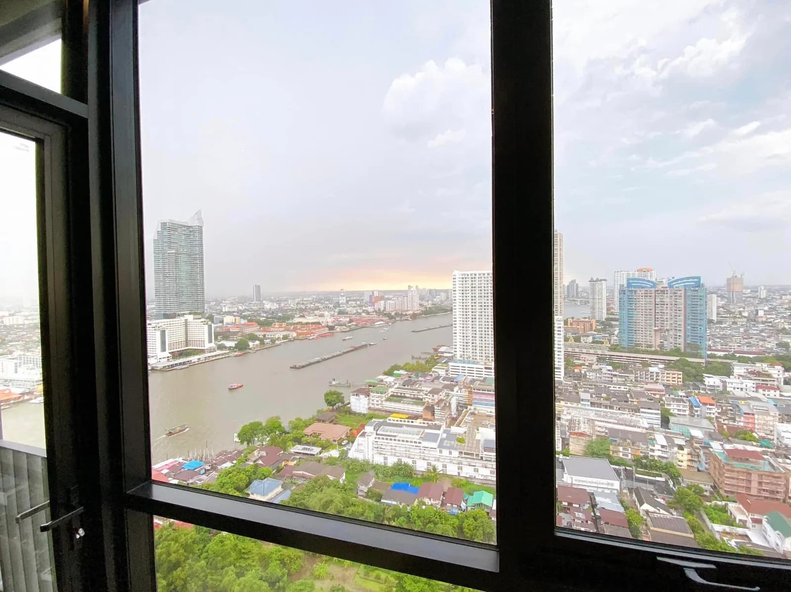 Chapter Charoennakhorn-riverside — photo 7