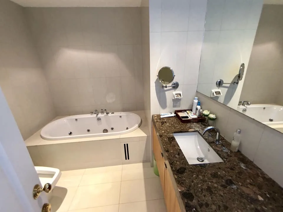 Athenee Residence — photo 9