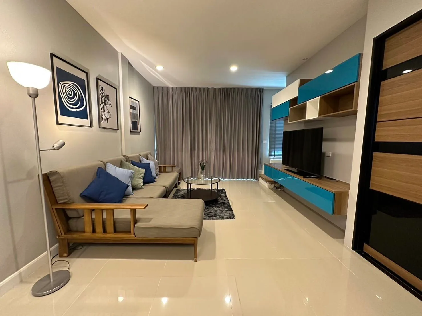 Baan Klang Muang Sathorn-taksin 2 — photo 2