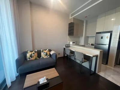 Laviq Sukhumvit 57