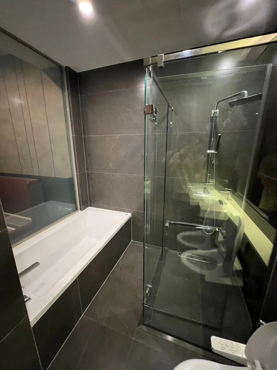 The Esse at Singha Complex — photo 8