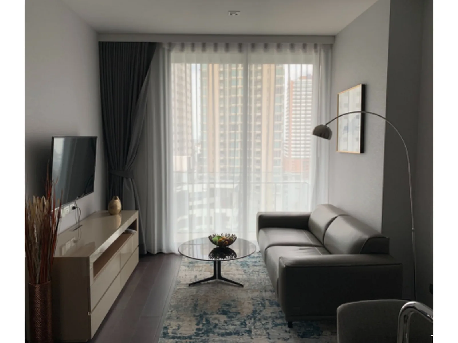 Laviq Sukhumvit 57 — photo 1