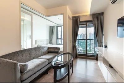 H Sukhumvit 43