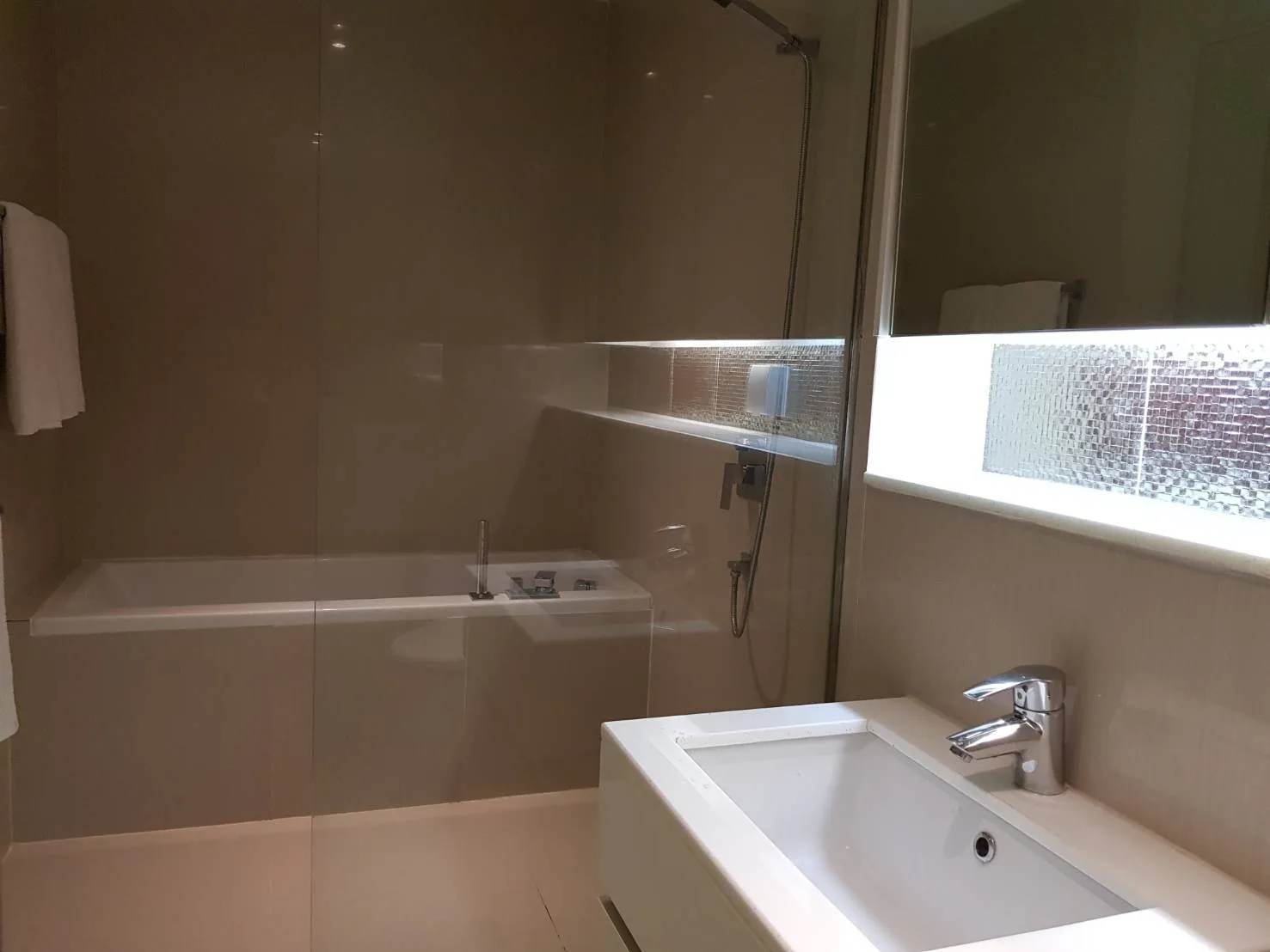 H Sukhumvit 43 — photo 10