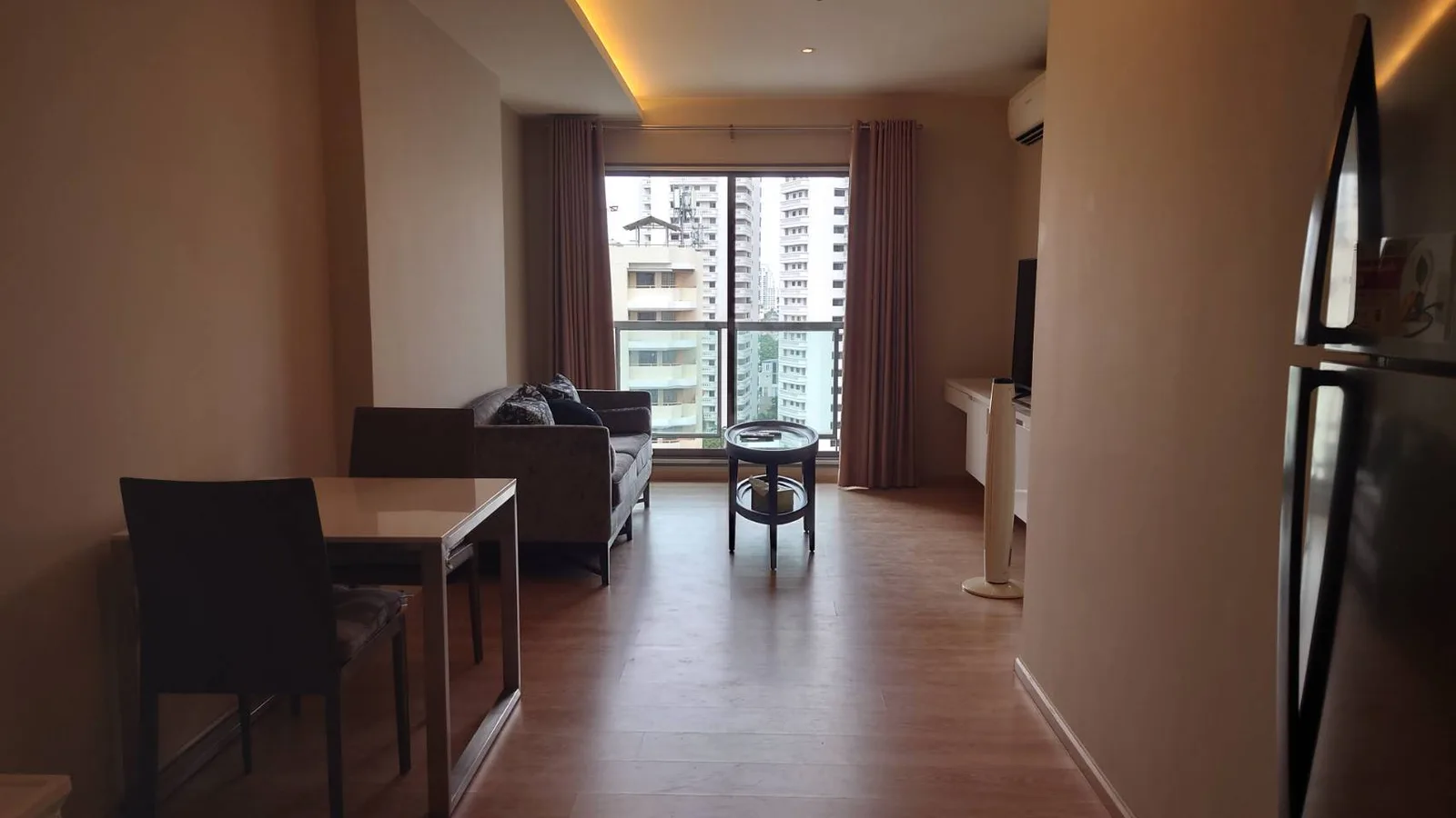 H Sukhumvit 43 — photo 2