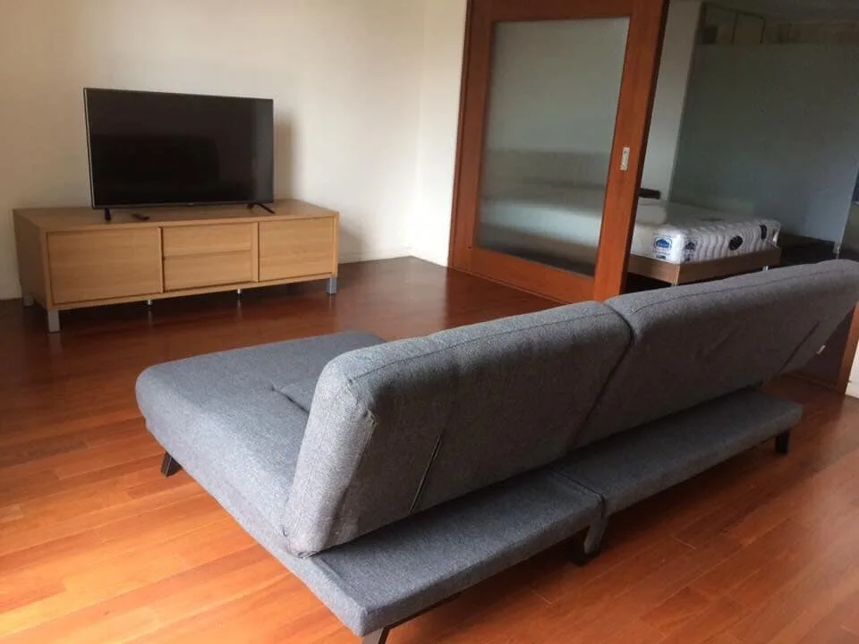 Hansar Rajdamri — photo 1