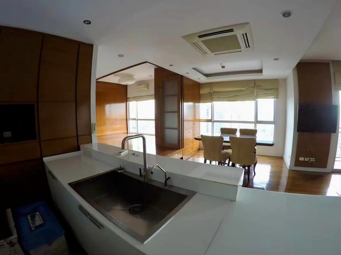 Hive Sathorn — photo 10