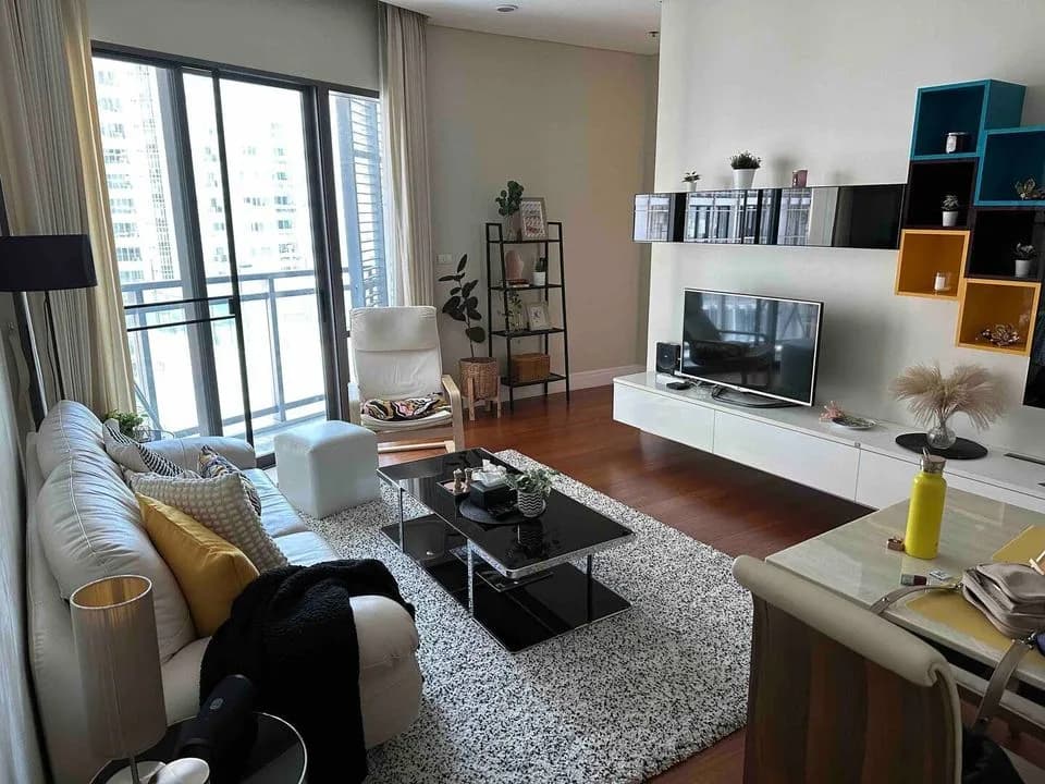 Bright Sukhumvit 24 — photo 3