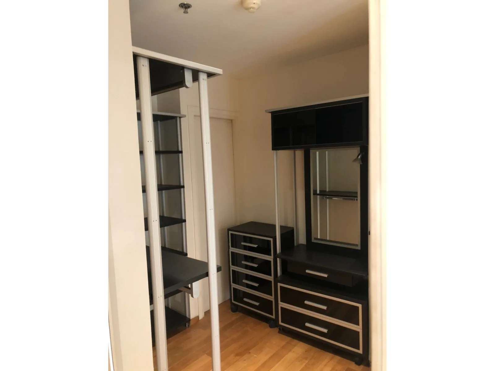 The Emporio Place — photo 8