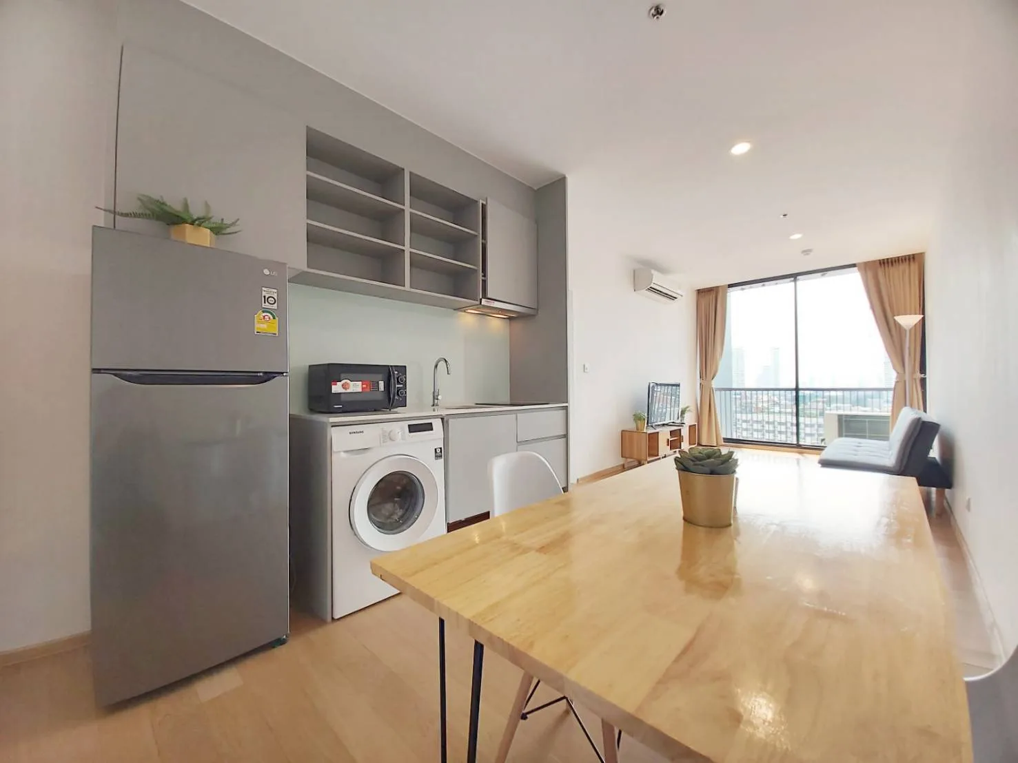 Noble Revolve Silom — photo 8