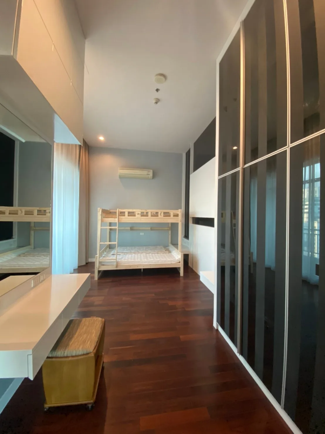 Circle Condominium — photo 13