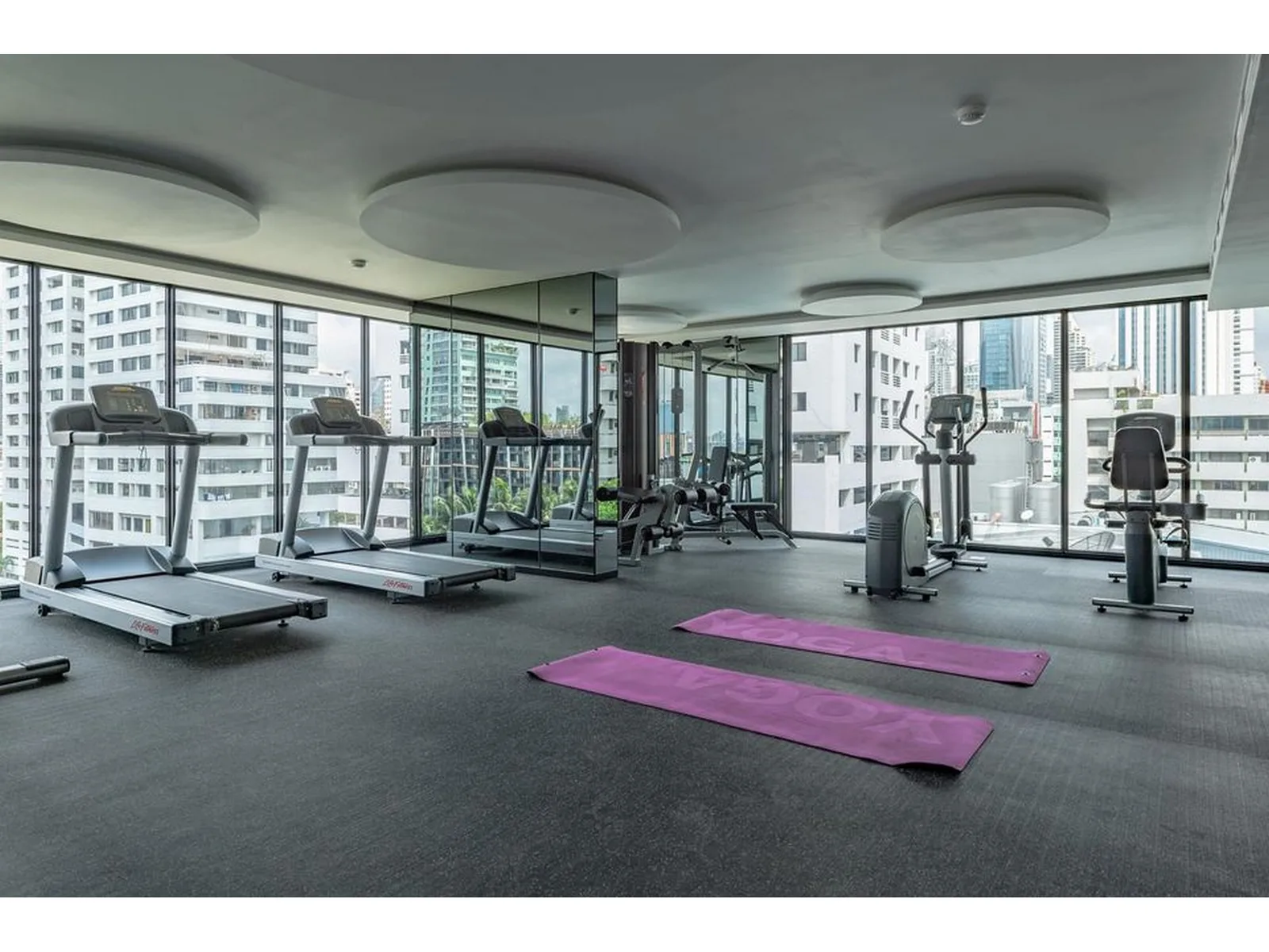 Circle Rein Sukhumvit 12 — photo 5
