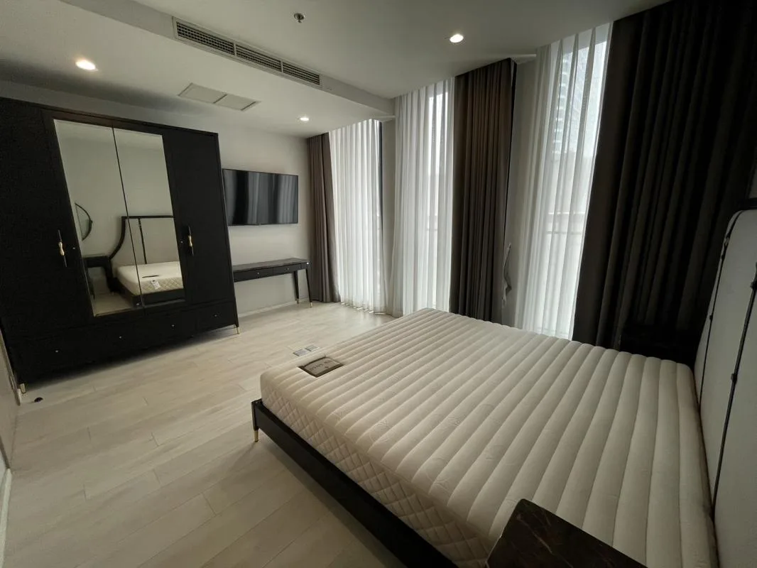 Noble Ploenchit — photo 9