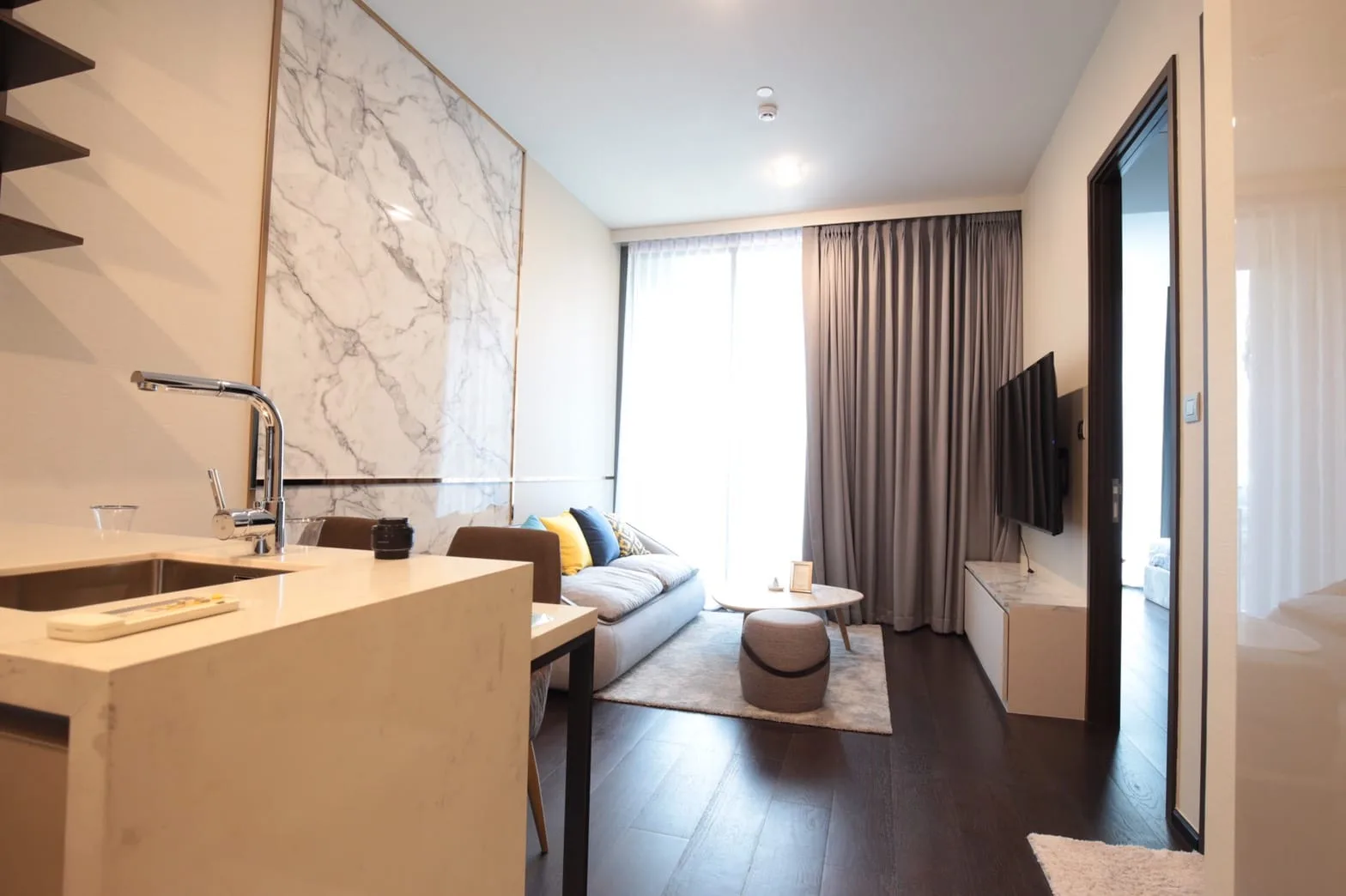 Laviq Sukhumvit 57 — photo 2
