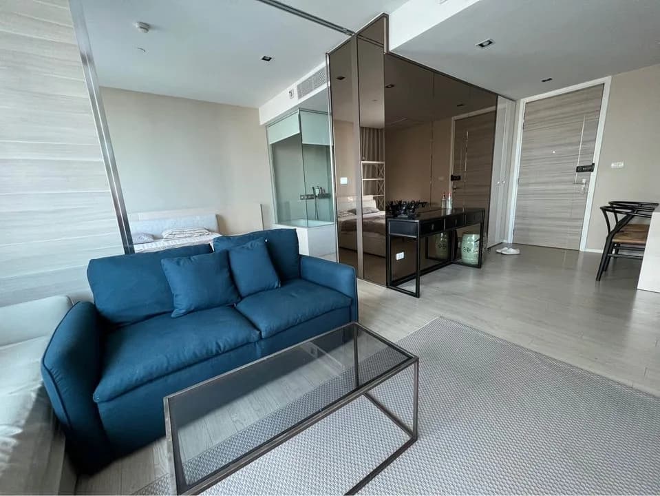 The Room Sukhumvit 21 — photo 1
