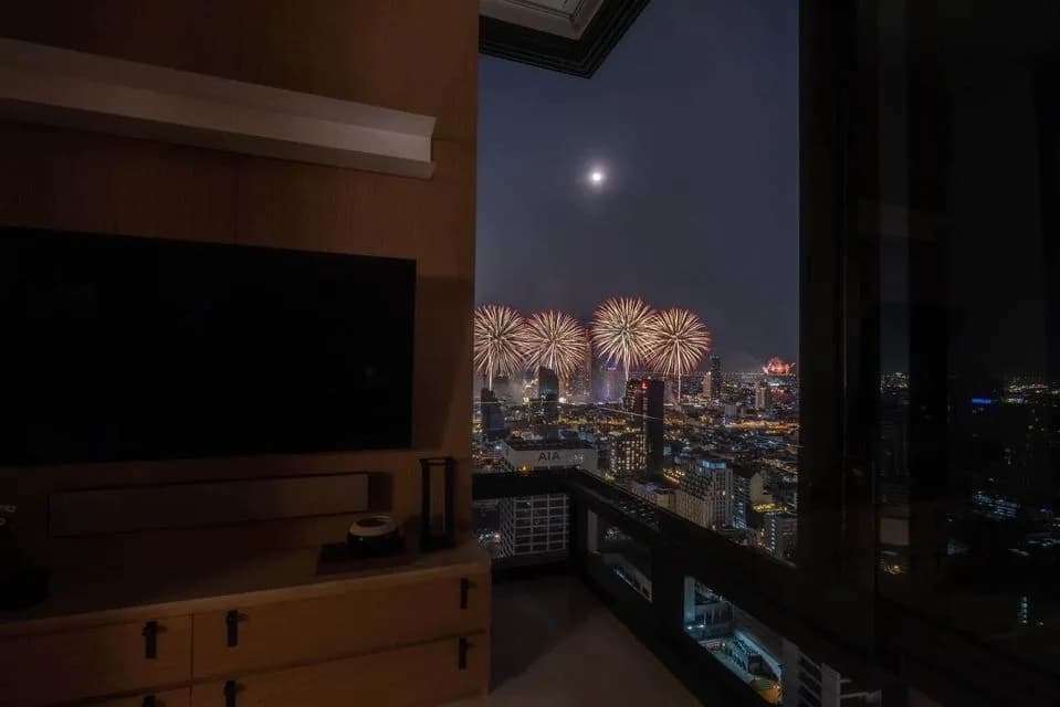 Ashton Silom — photo 8