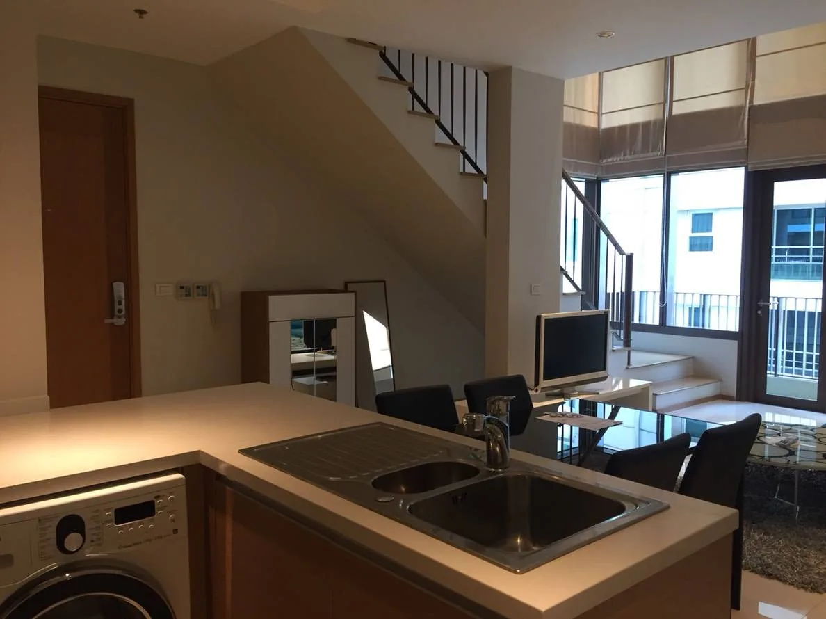 The Emporio Place — photo 6