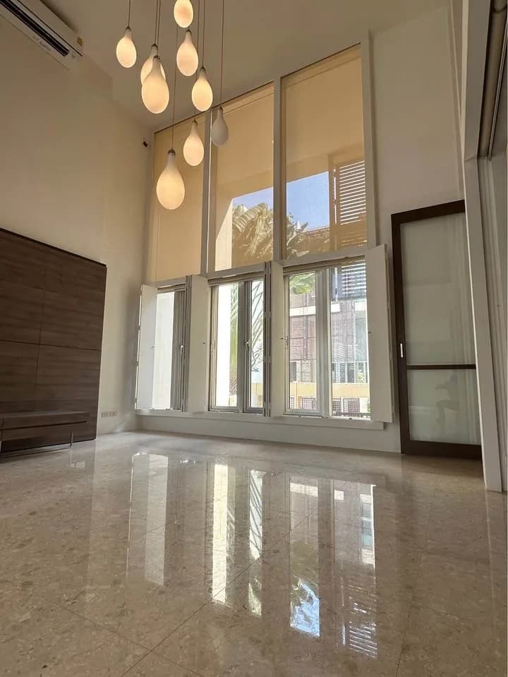 The Lofts Sathorn — photo 1