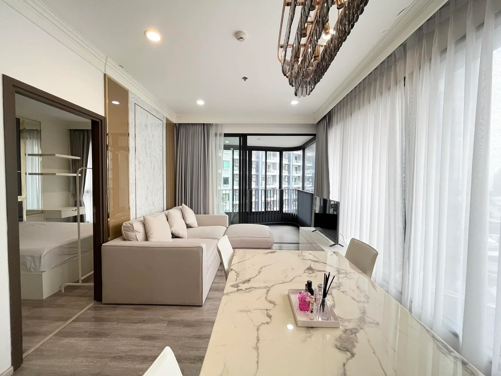 Ideo Mobi Asoke — photo 2