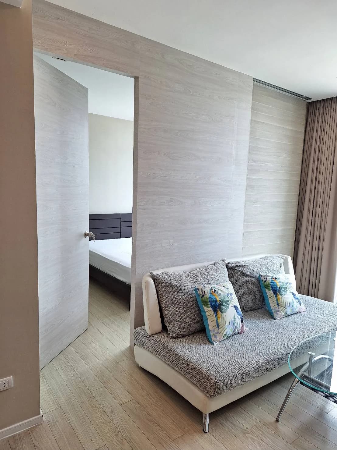 The Room Sukhumvit 21 — photo 2