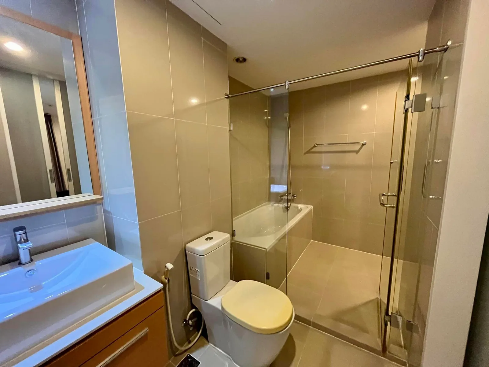 D 25 Thonglor — photo 12