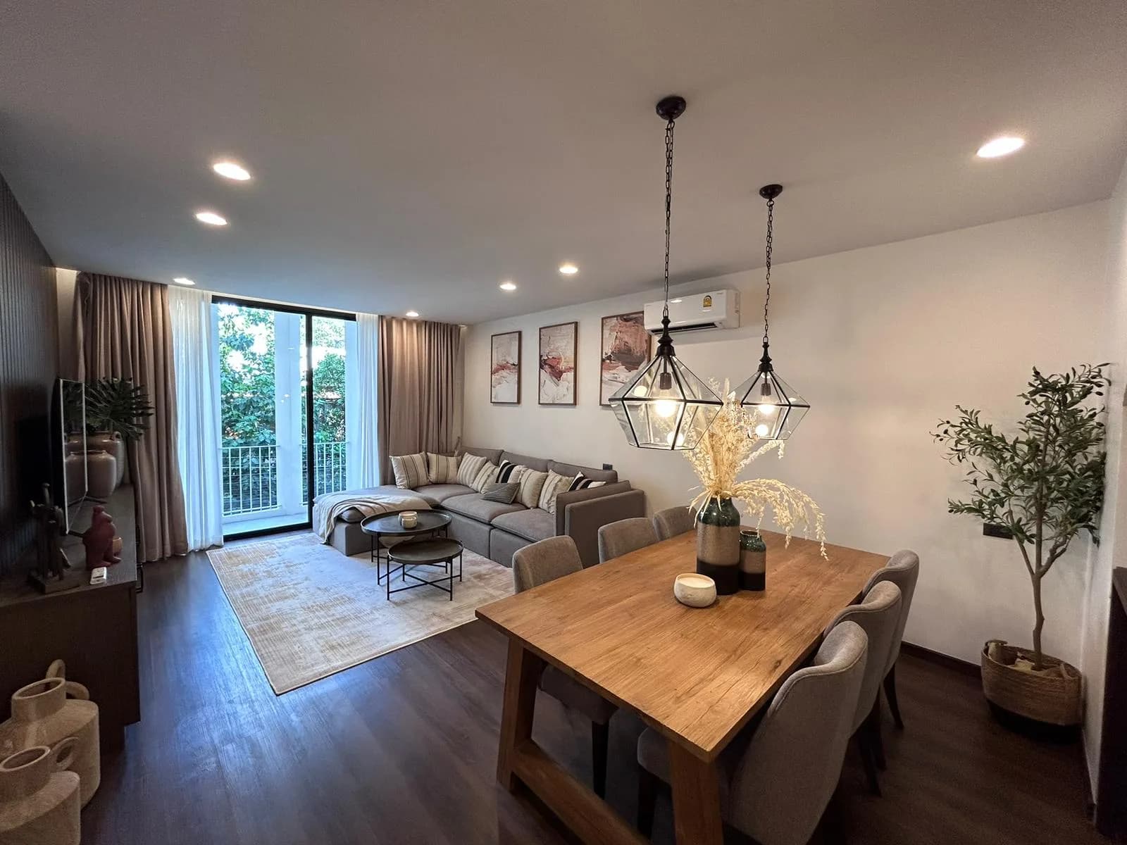 Townhome — photo 2