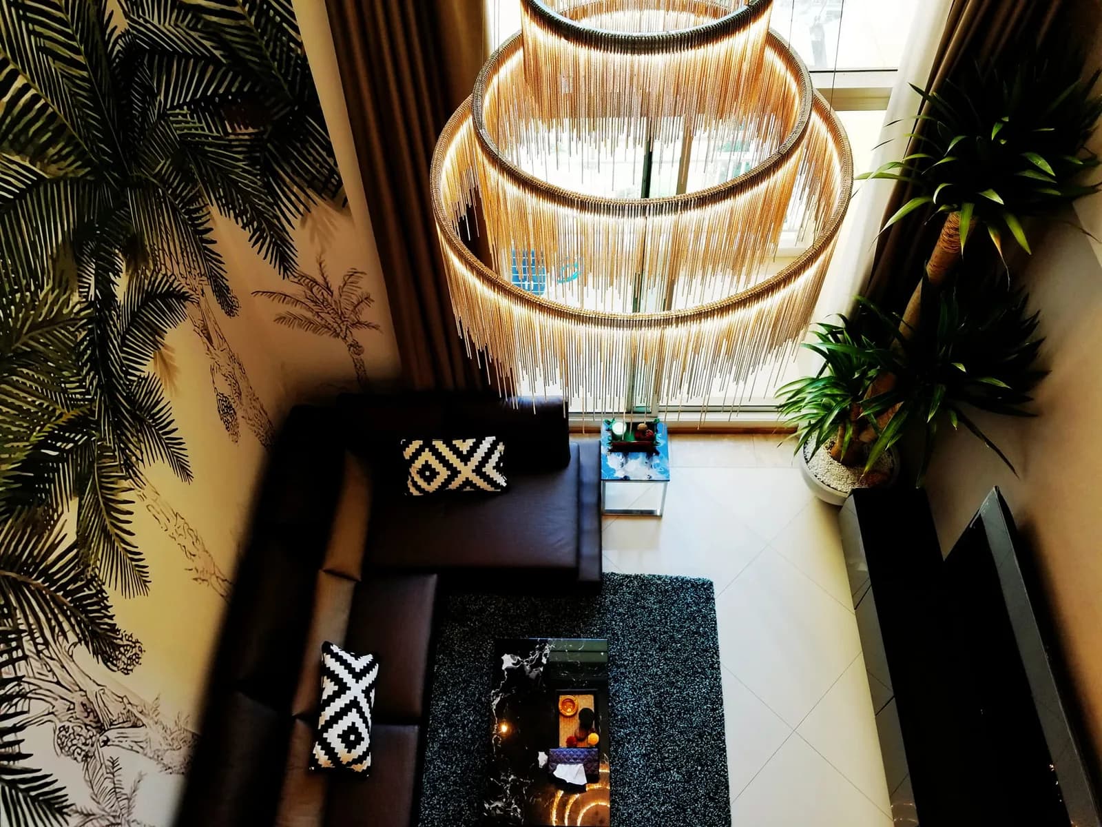 The Empire Place — photo 1