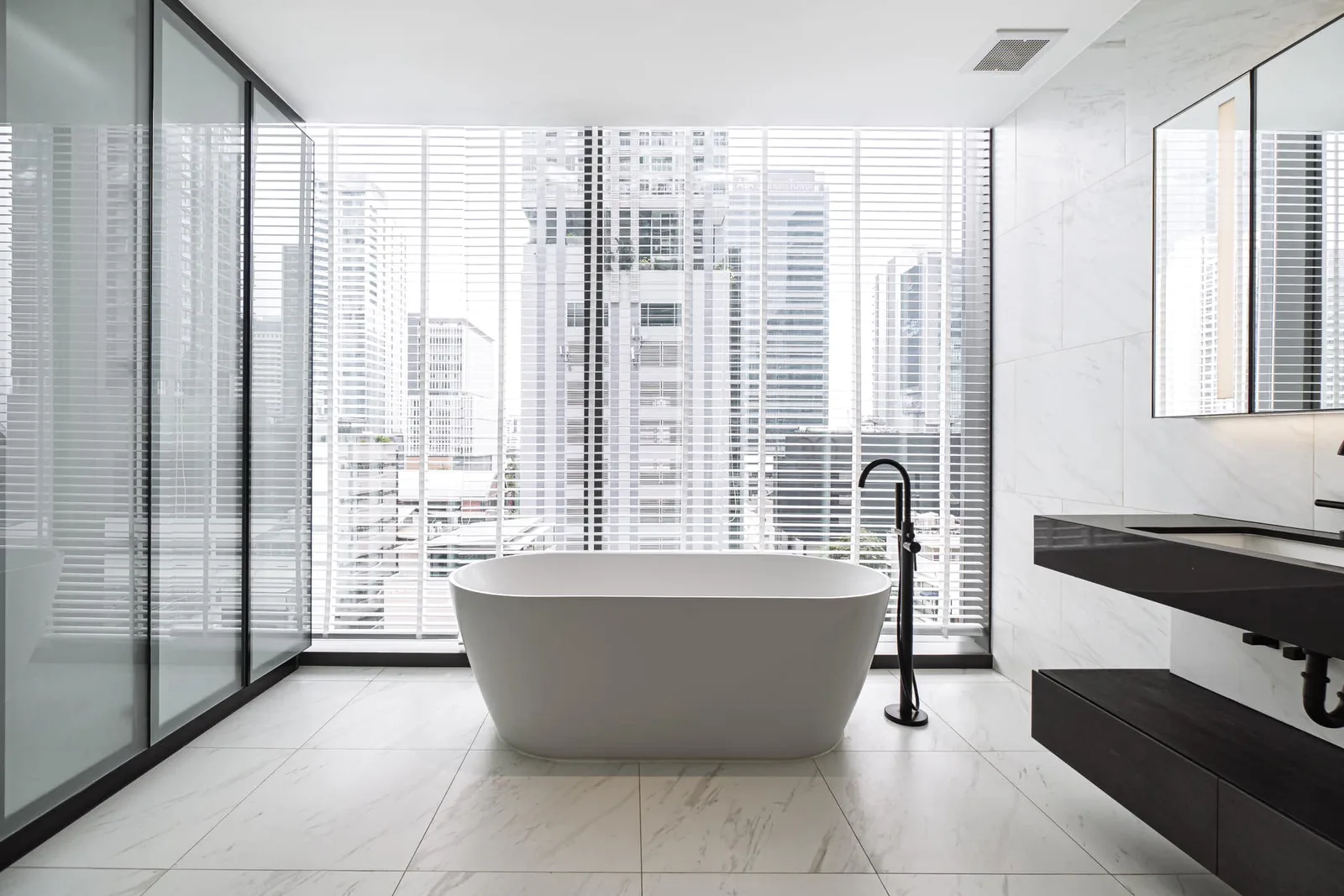 Tait Sathorn 12 — photo 14