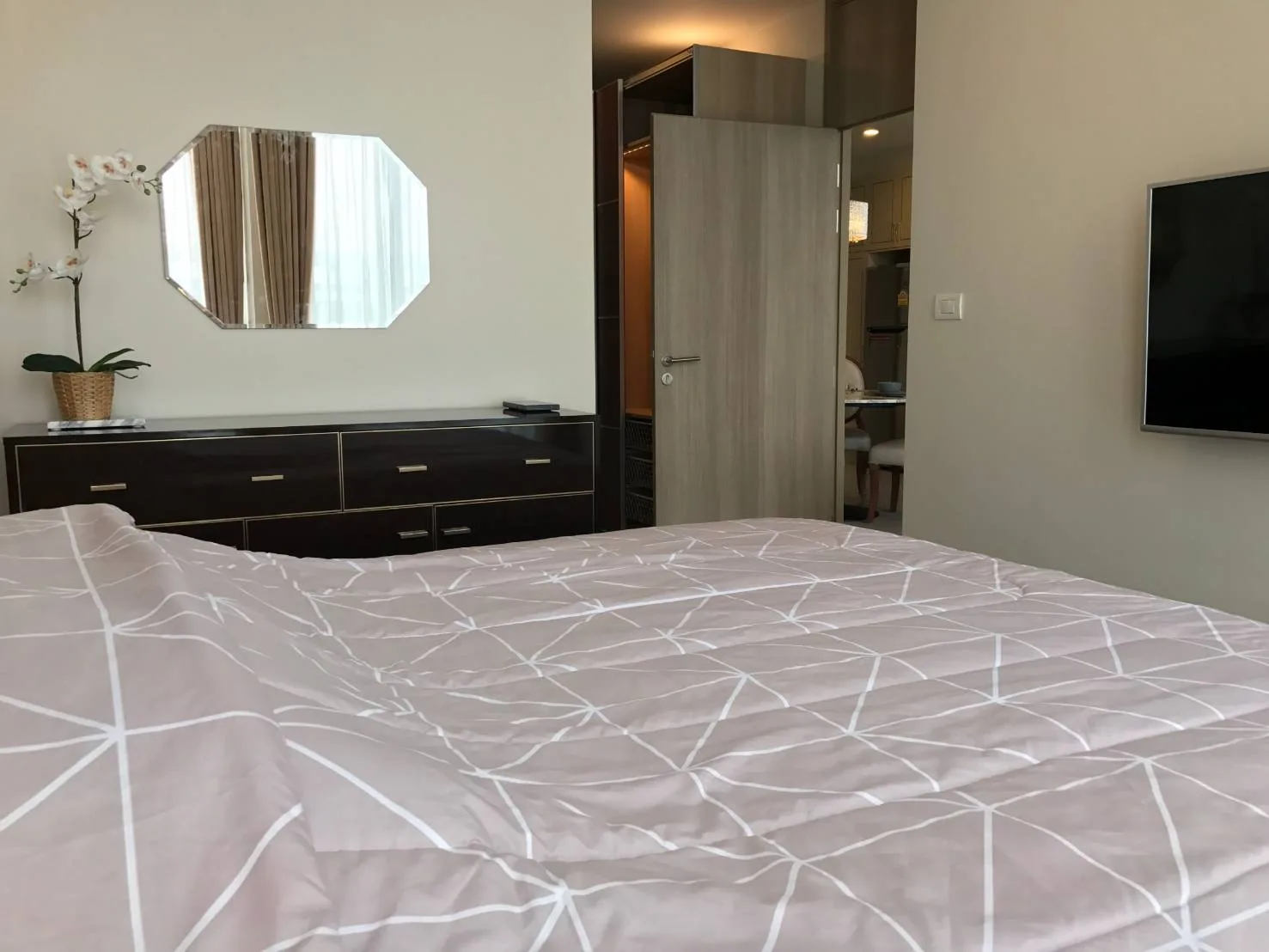 Noble Ploenchit — photo 15