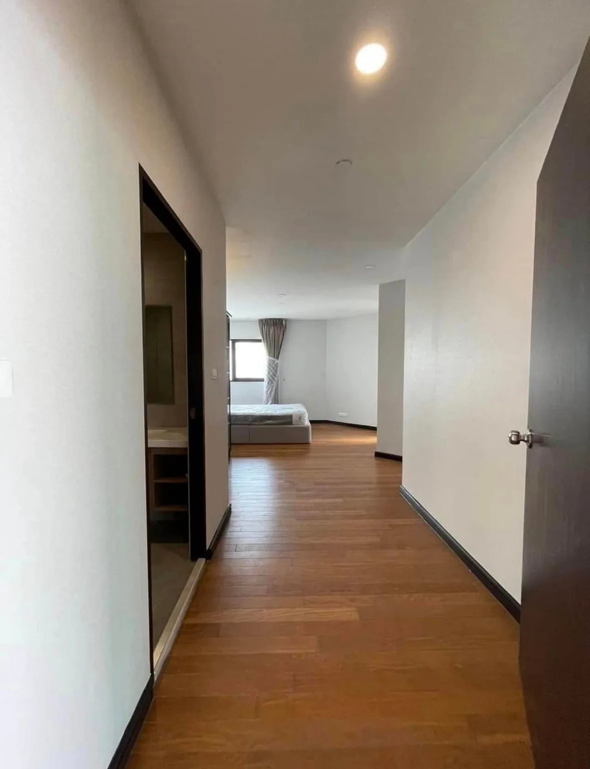 Sathorn Gardens — photo 12