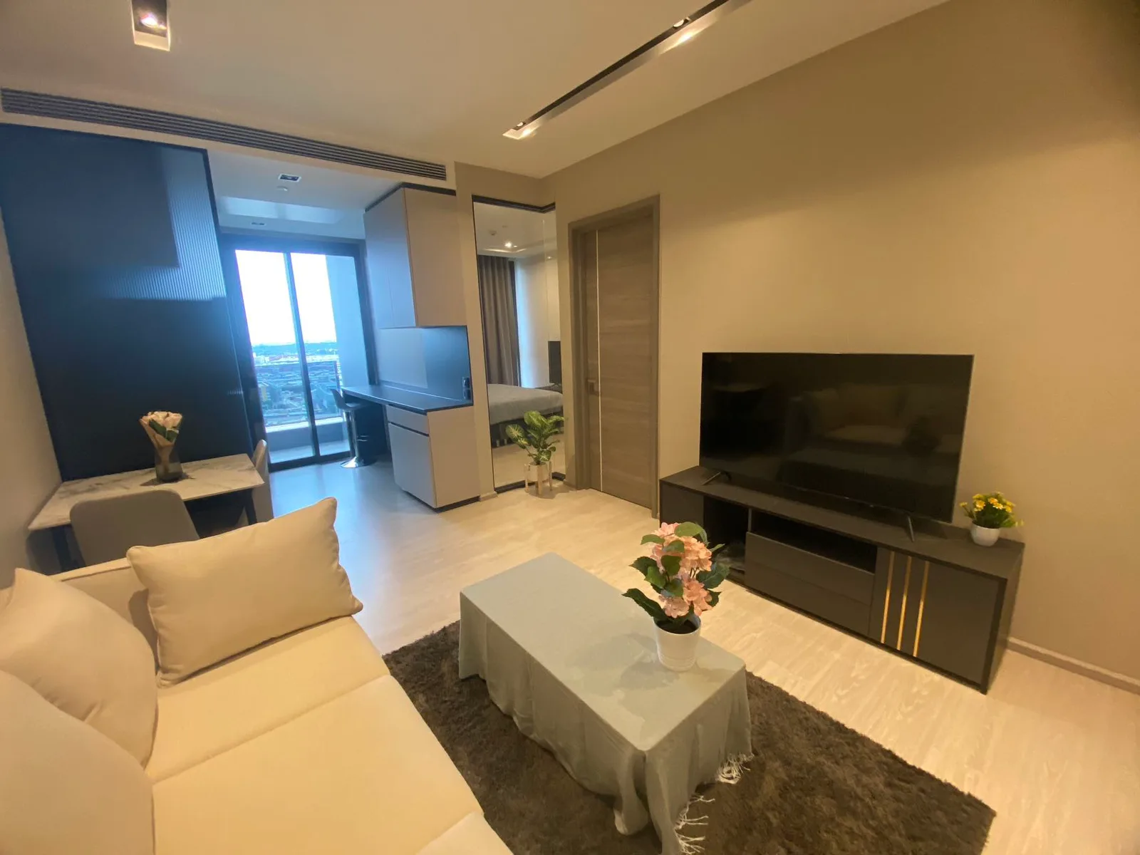 The Room Sukhumvit 38 — photo 2