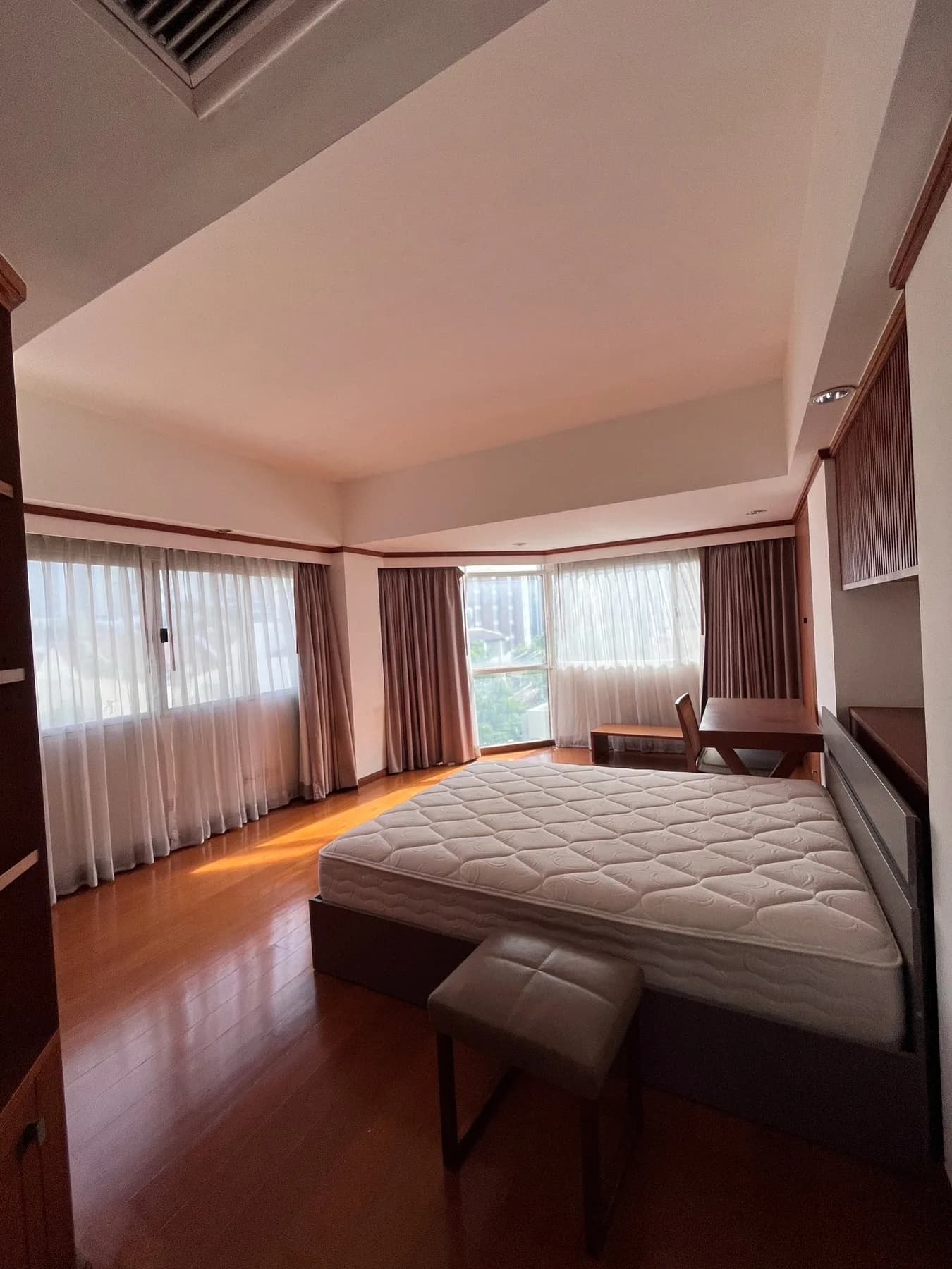 Sukhumvit House — photo 10