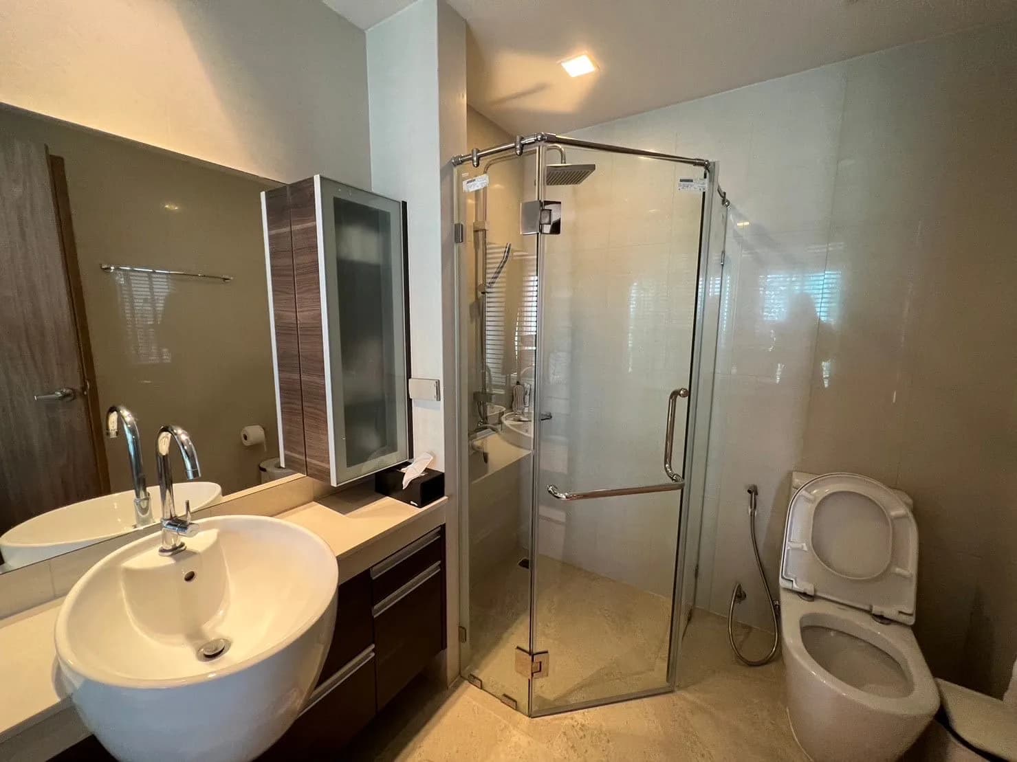 Sky Walk Condominium — photo 12