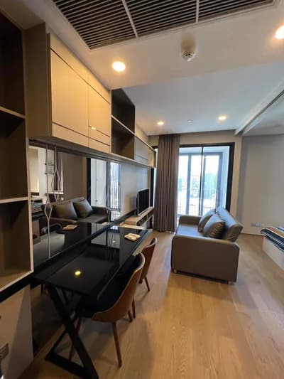 Ashton Chula - Silom