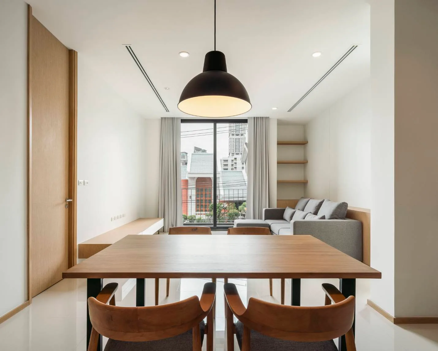 Vana Residences Sukhumvit 26 — photo 1