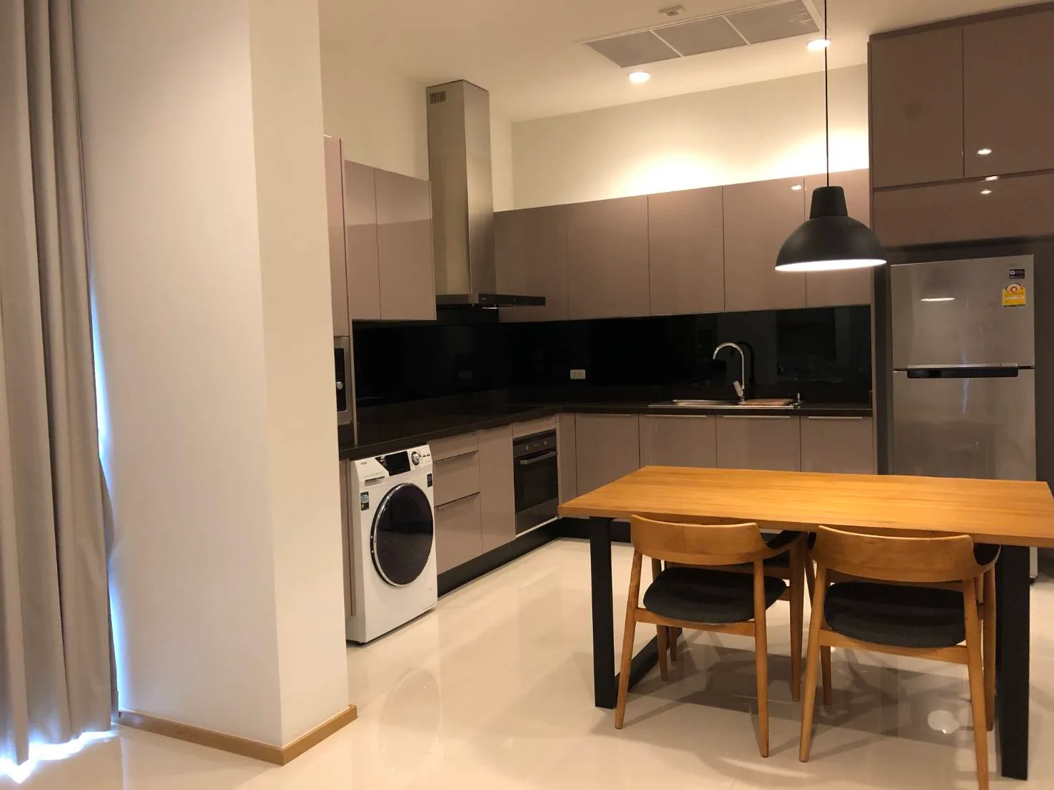 Vana Residences Sukhumvit 26 — photo 3