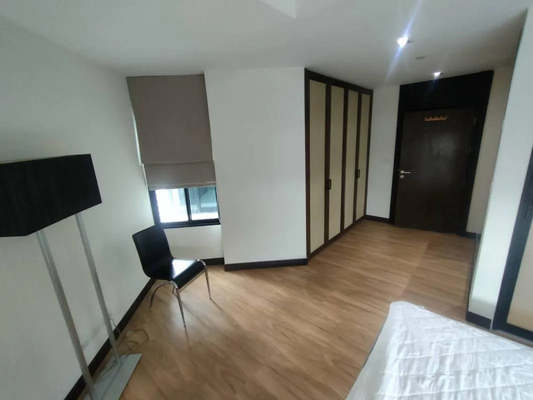 Sathorn Gardens — photo 9