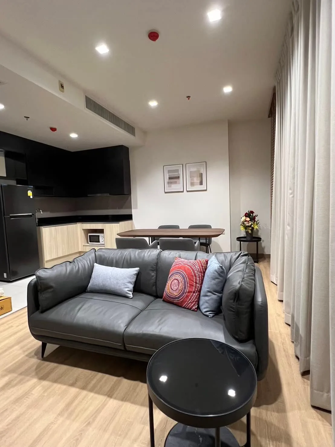 Edge Sukhumvit 23 — photo 1