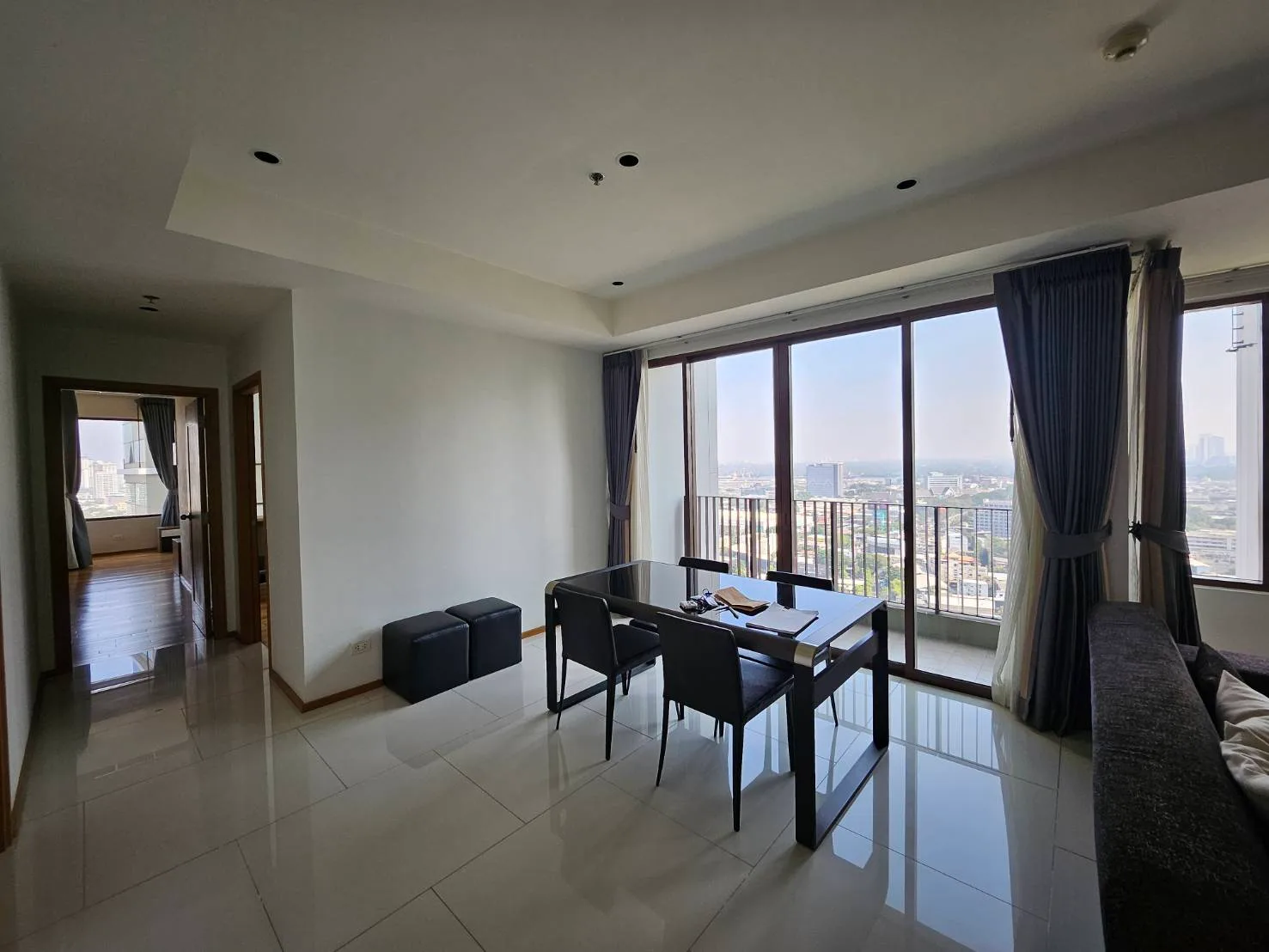 The Emporio Place — photo 2