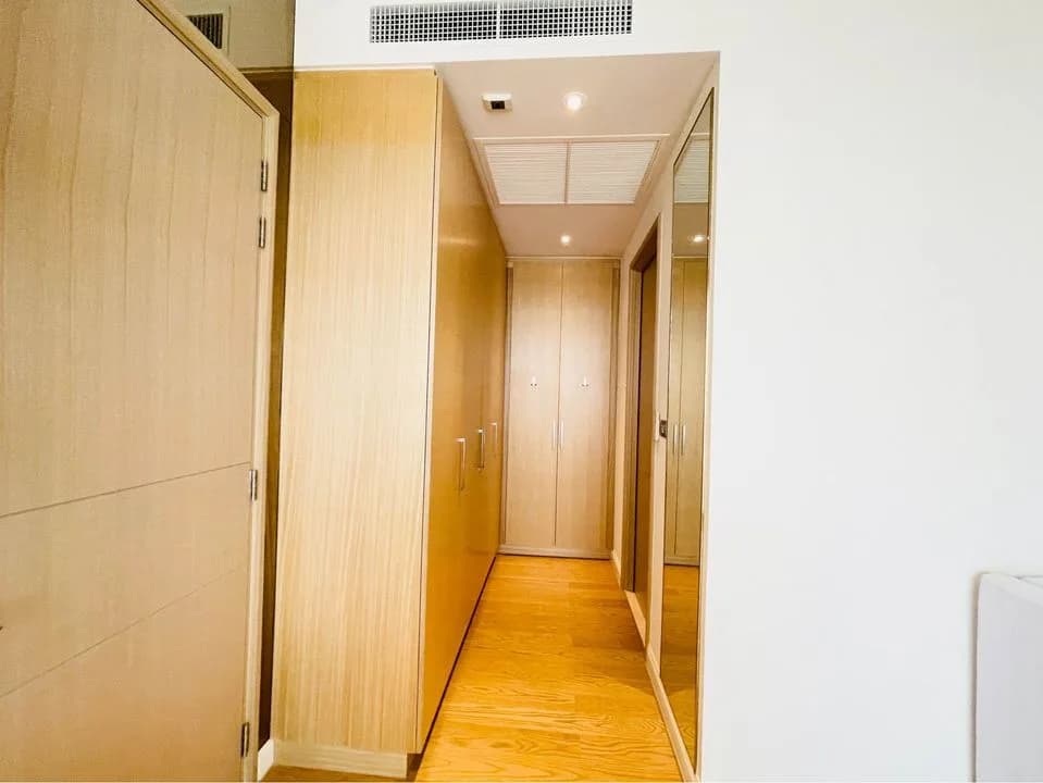 Magnolias Waterfront Residences — photo 8