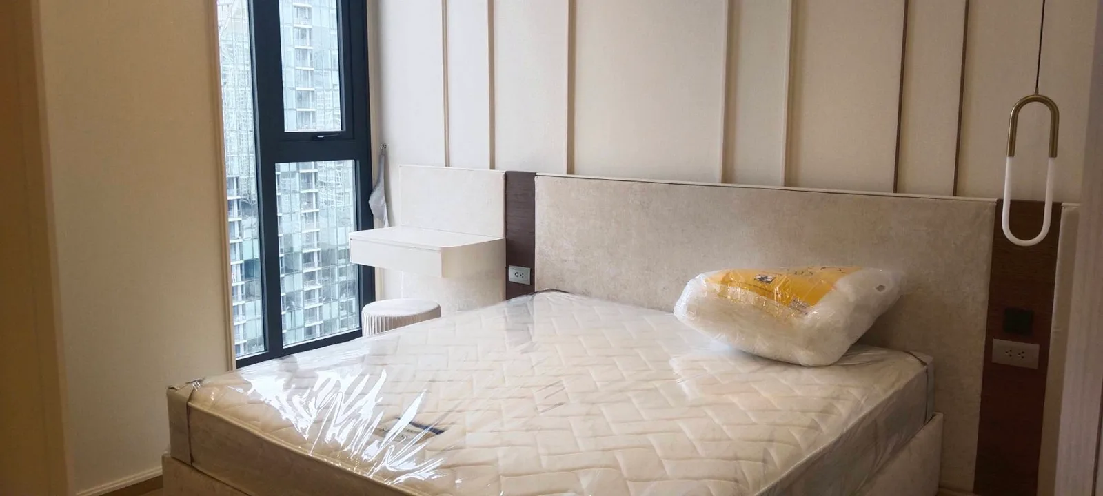 Anil Sathorn 12 — photo 11