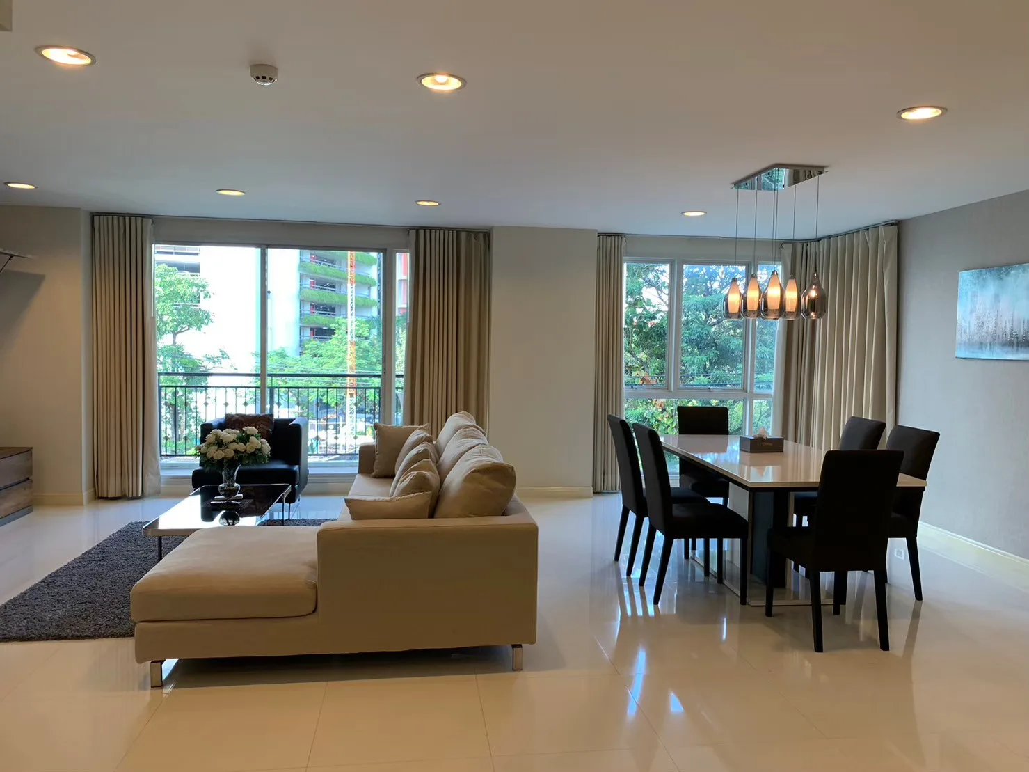 The Crest Sukhumvit 24 — photo 1