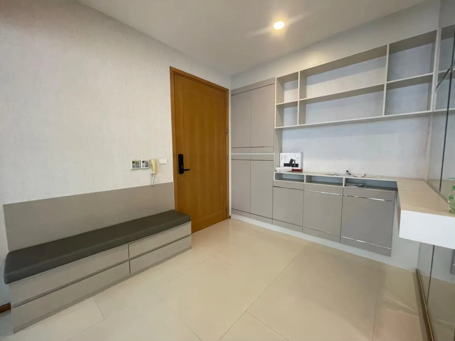 The Emporio Place — photo 8