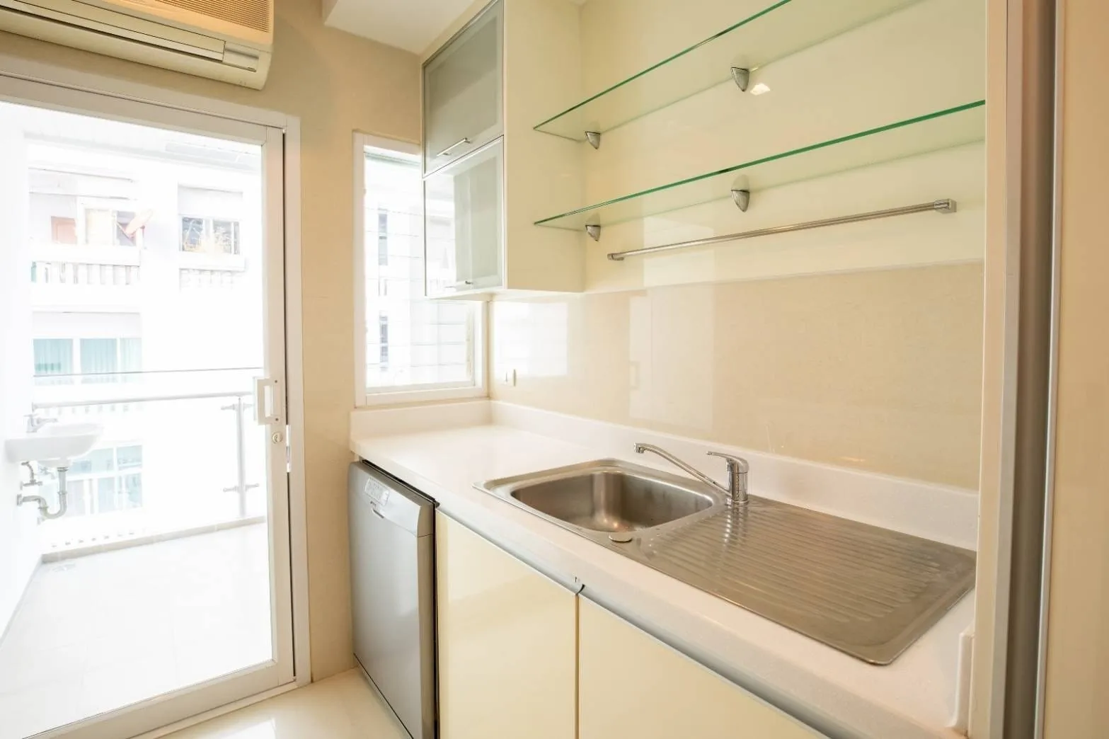 Gm Service Apartment — photo 8