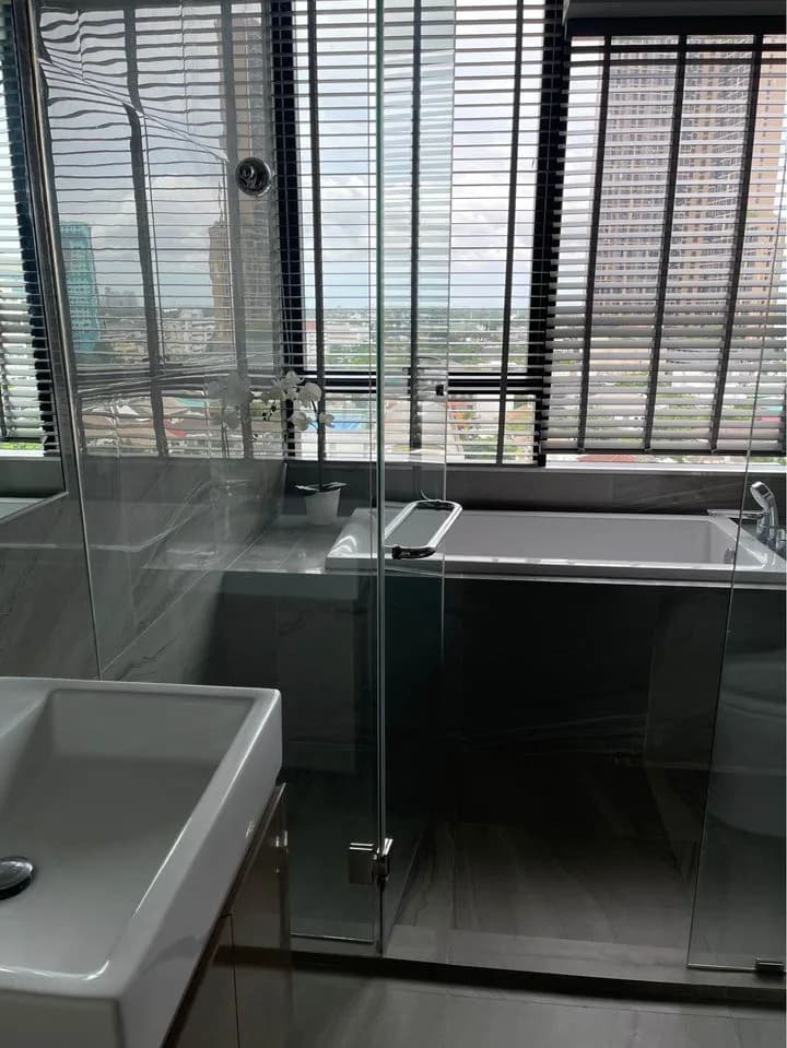 Ideo Q Sukhumvit 36 — photo 8