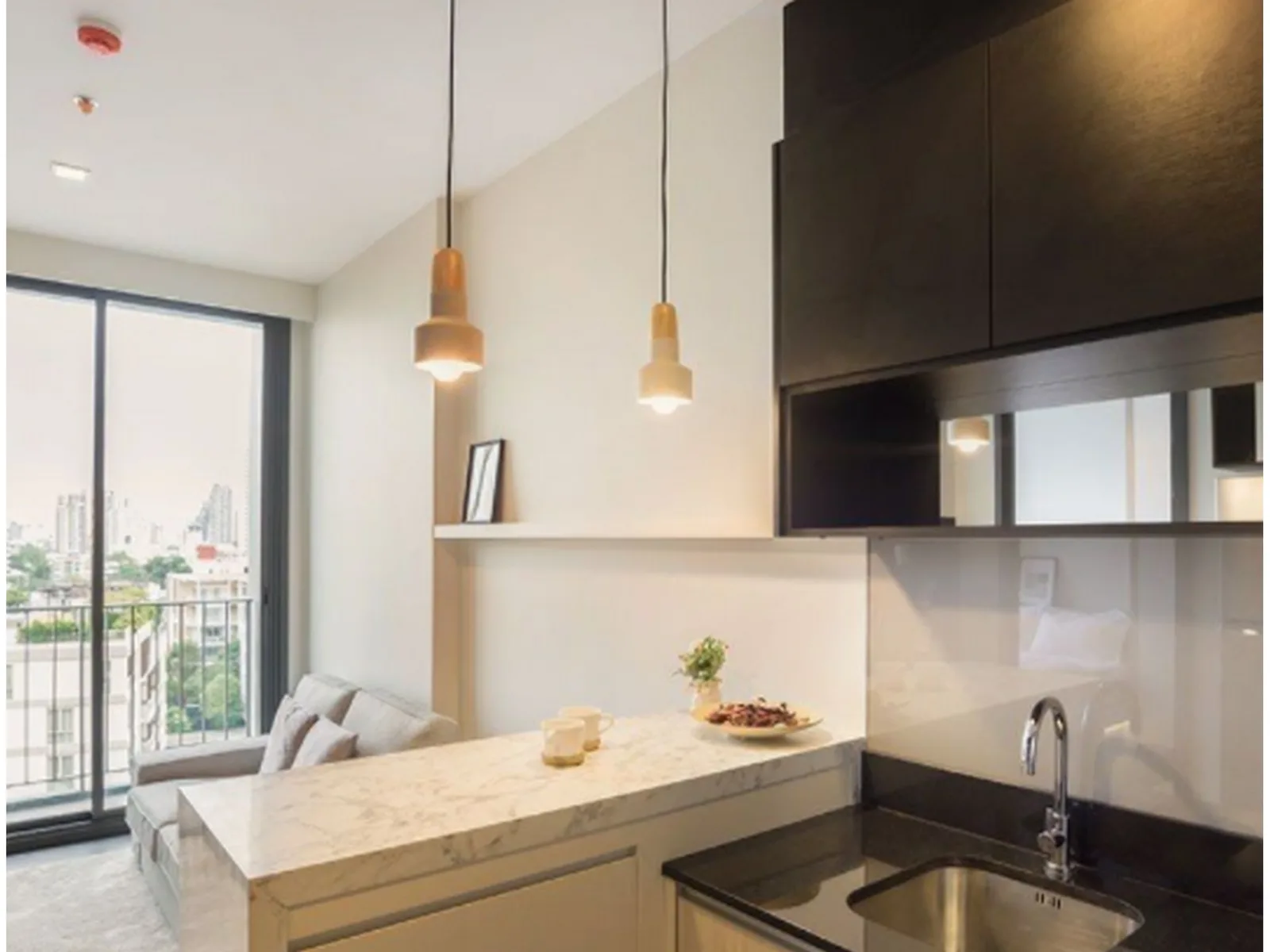 Edge Sukhumvit 23 — photo 2